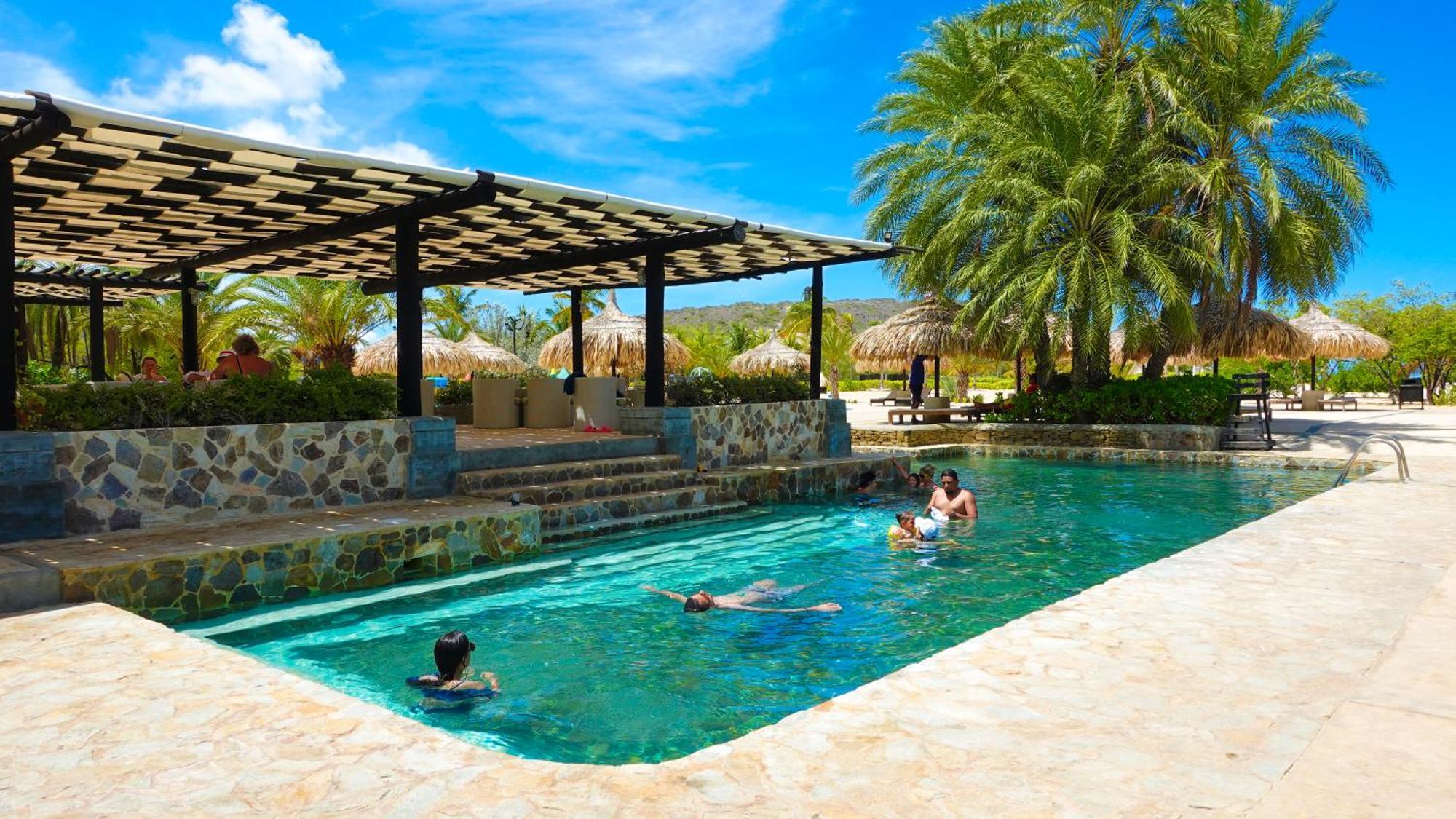 Hotel Sunsol Ecoland à Pedro Gonzalez Extérieur photo